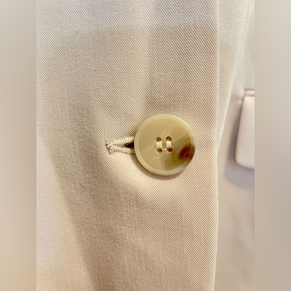 H&M Women’s Oversized Blazer - Picture 2 of 8